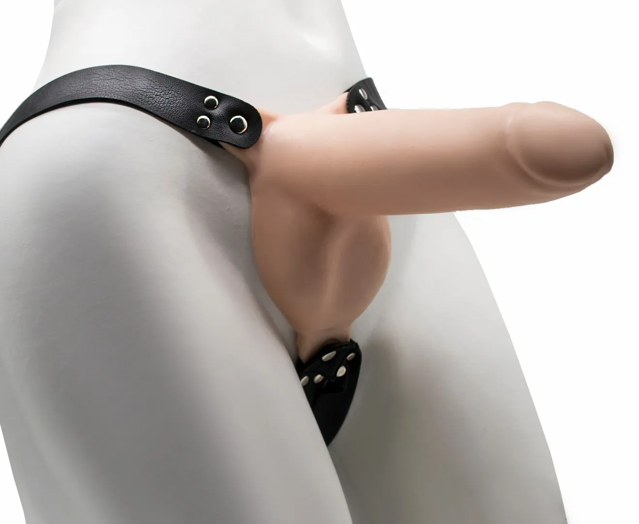 фаллоимитатор поясной пустотелый с бандажом 7422/3ru в Севастополе