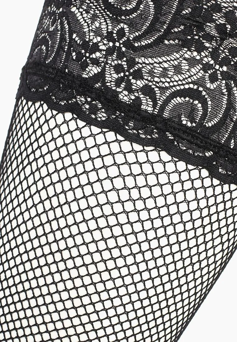 Эротическое чулки в мелкую сетку с черной кружевной резинкой на силиконе le frivole sense в Севастополе