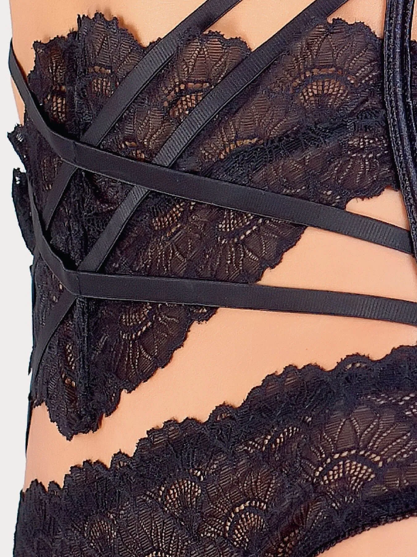 Эротическое комплект istinto di opium, черный в Севастополе