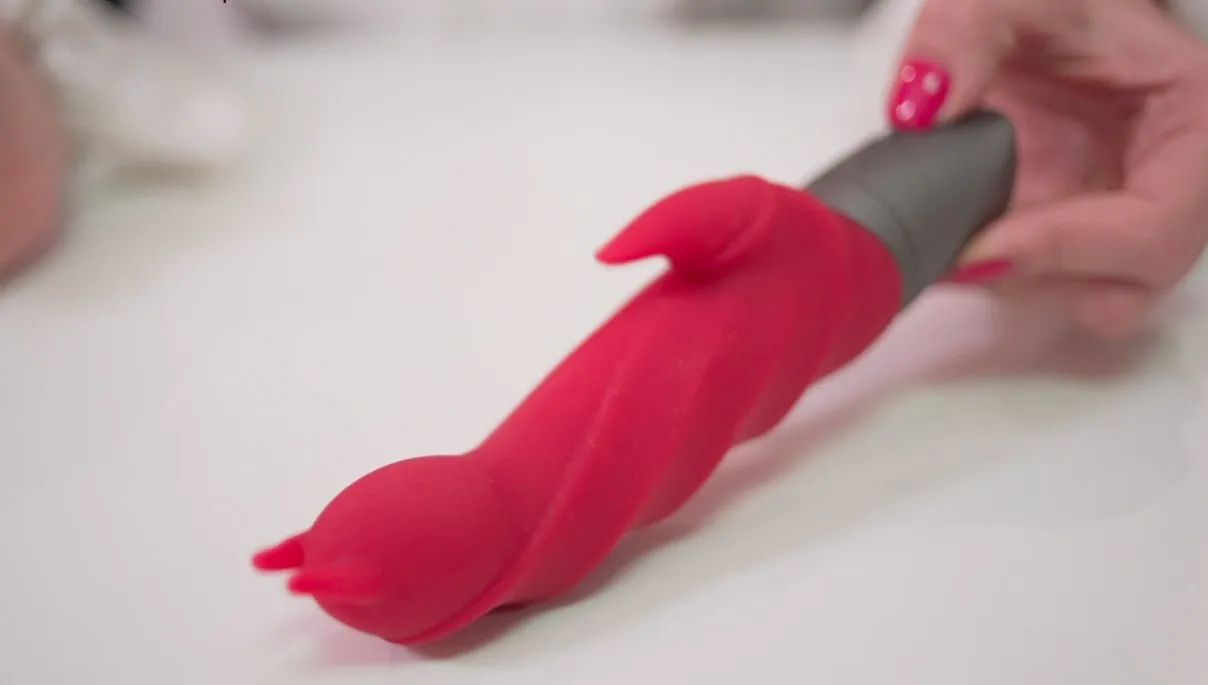 вибратор fun factory darling devil battery plus, малиновый в Севастополе