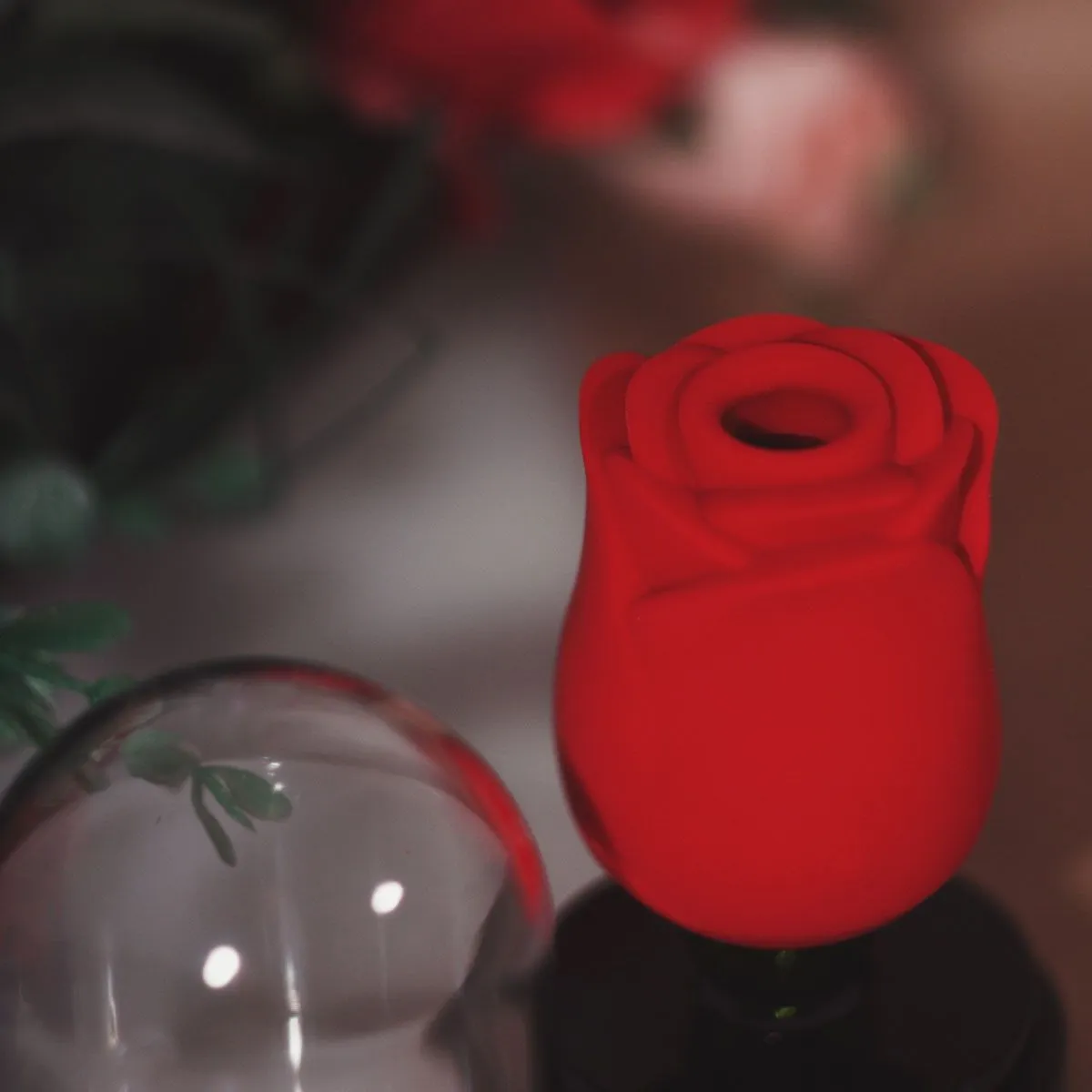 вибромассажер роза, красный в Севастополе