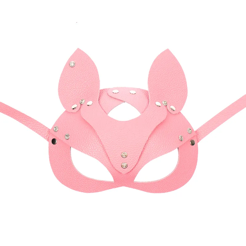Маска кошки с серёжкой, розовая