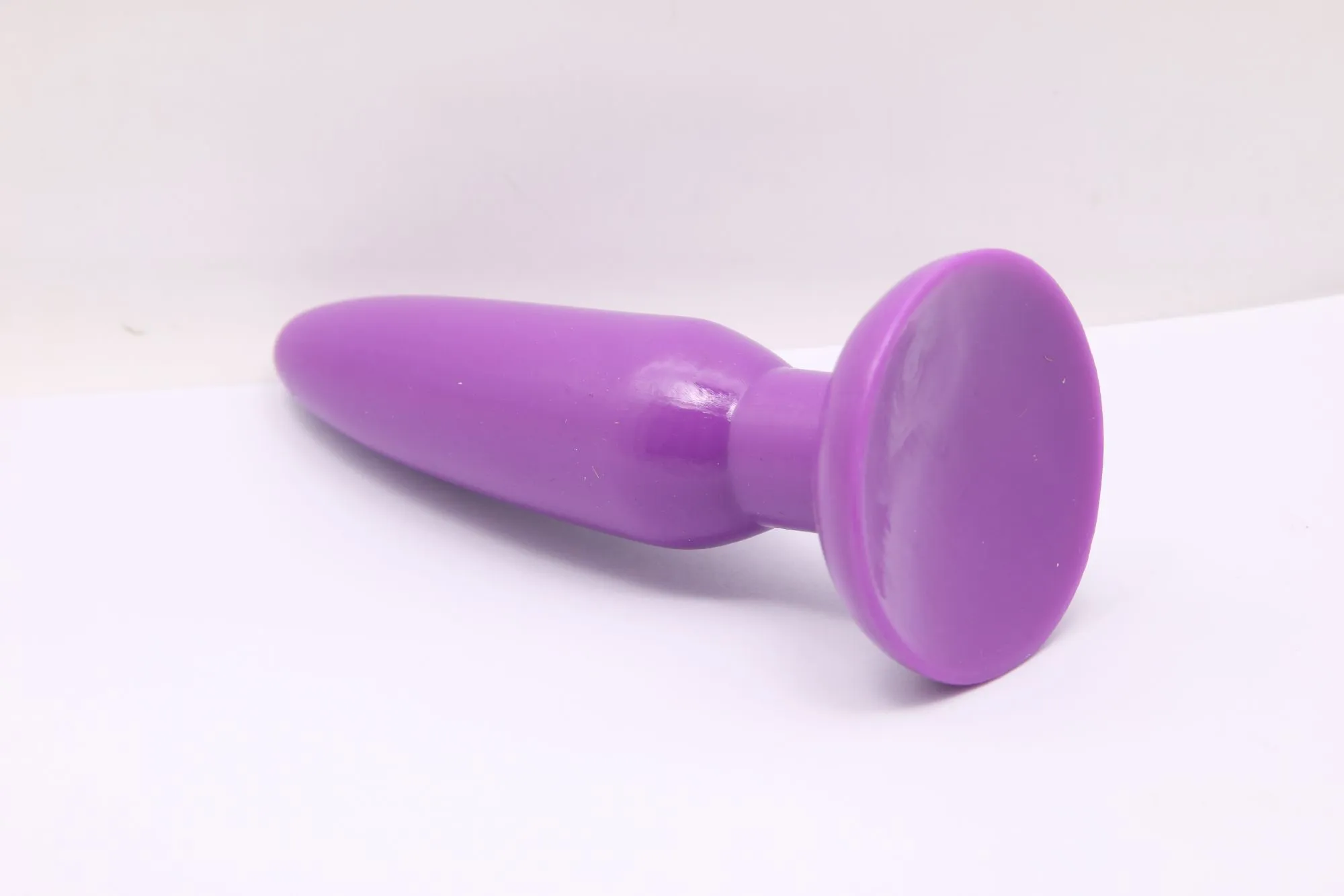 анальная пробка с присоской 3,7 см purple bi-017001r в Севастополе