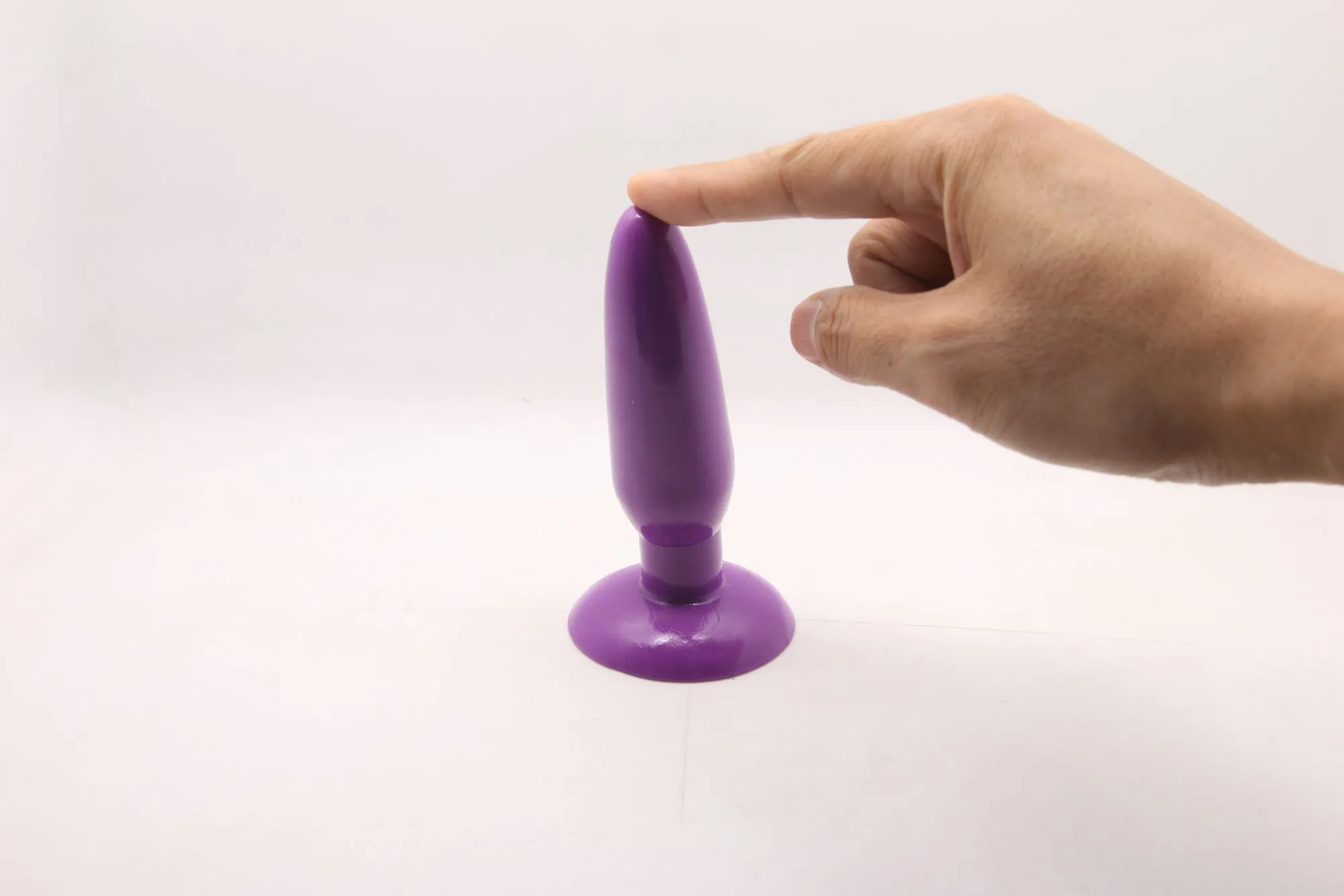 анальная пробка с присоской 3,7 см purple bi-017001r в Севастополе