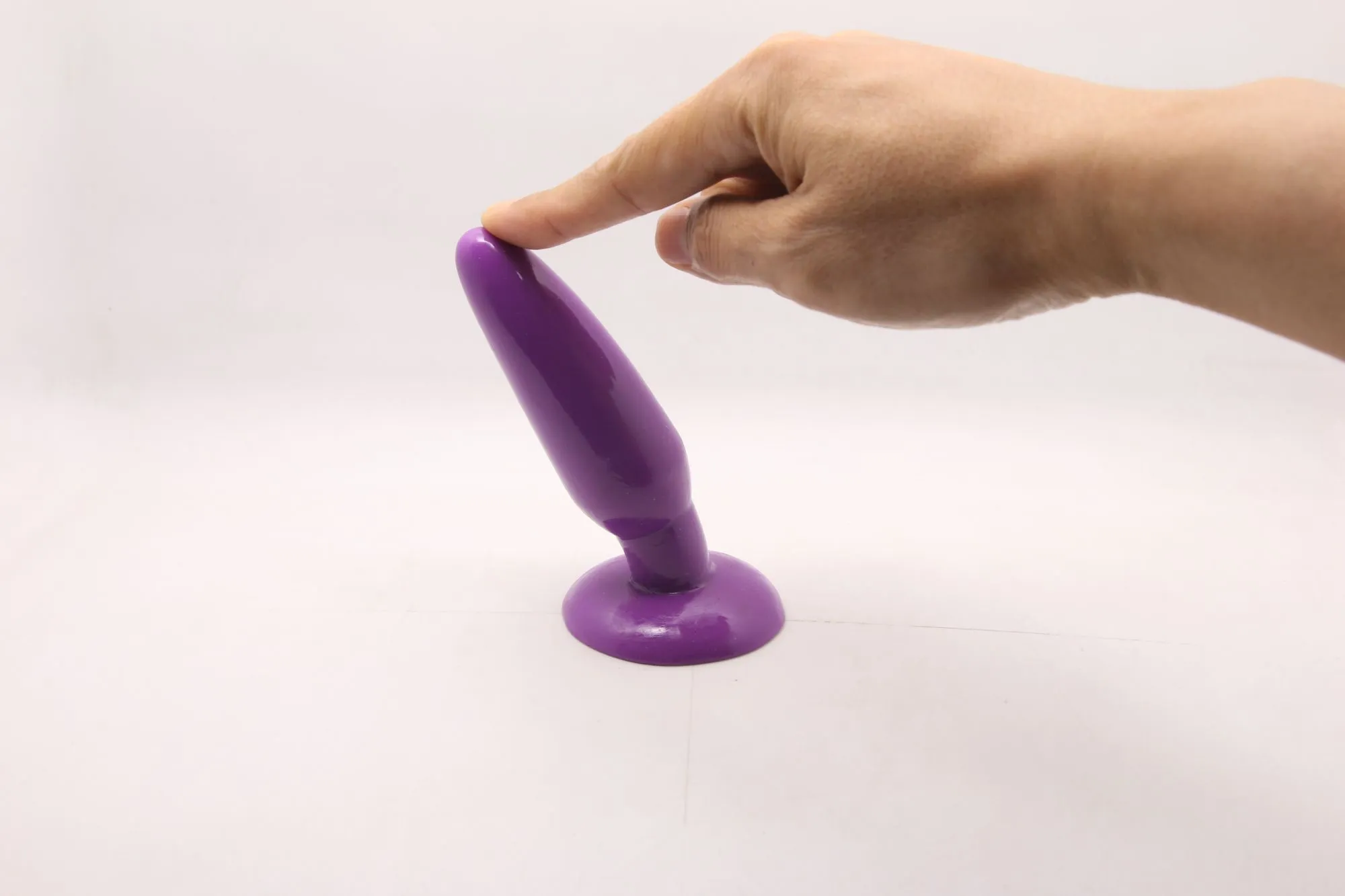 анальная пробка с присоской 3,7 см purple bi-017001r в Севастополе