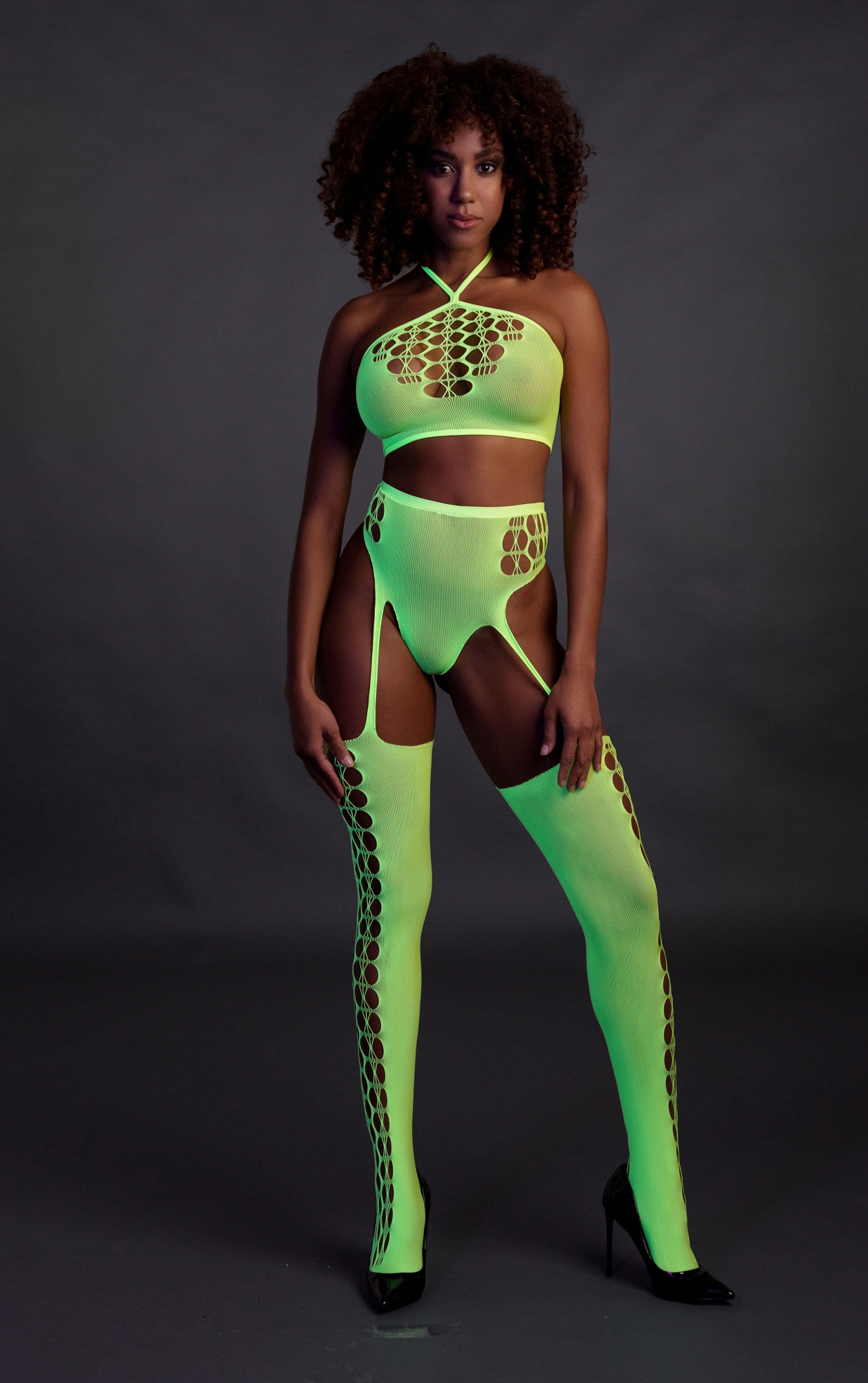 Эротическое топ в комплекте с чулками и трусиками two piece with crop top and stockings - green - xs/xl в Севастополе