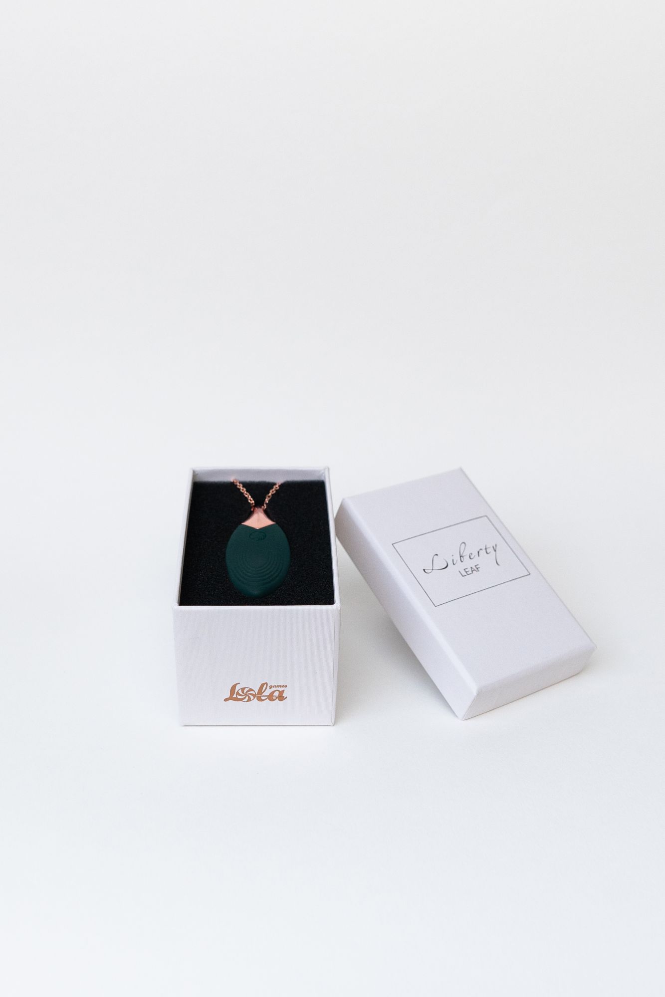 вибро-кулон liberty leaf 9300-01lola в Севастополе